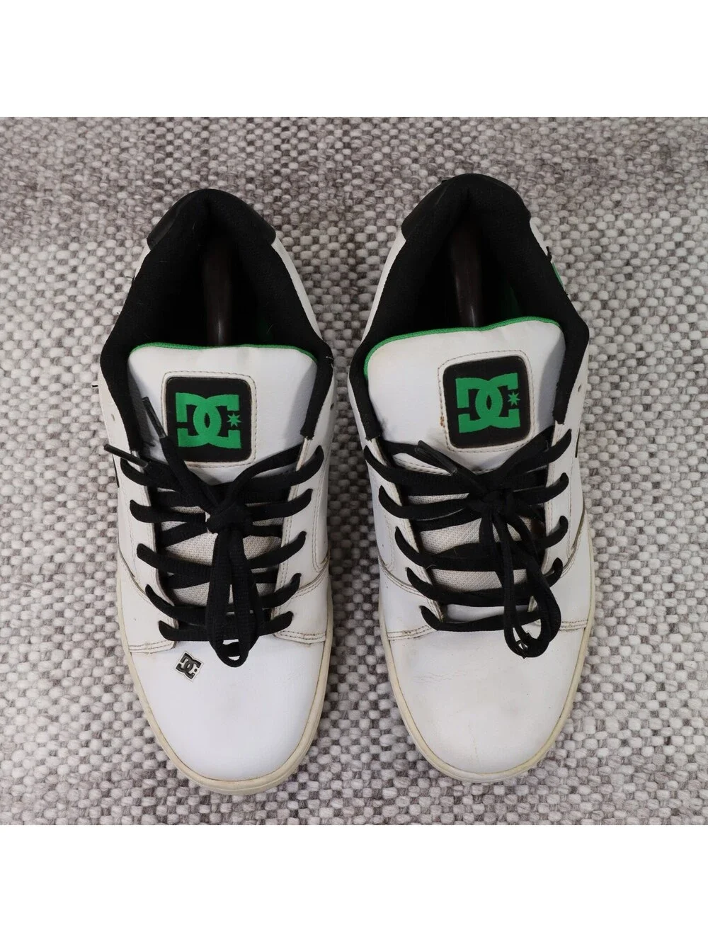 DC Shoes Raif White Black Green Halftone Puffy Skate Sneakers Men's 12 320035
